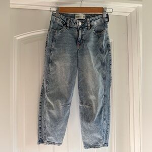 Girls Abercrombie barrel jeans